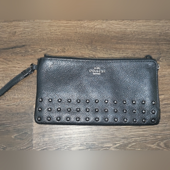 Coach Lacquer Rivets Double Zip Pebble Leather Wallet 54709 Black - Picture 2 of 6